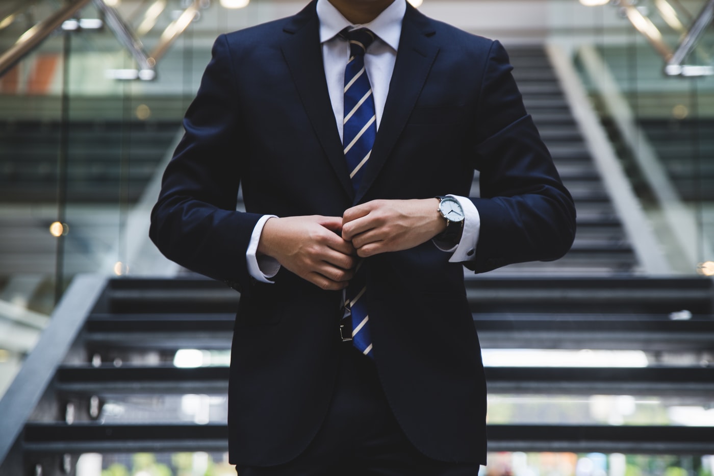Choose the Right Lawyer