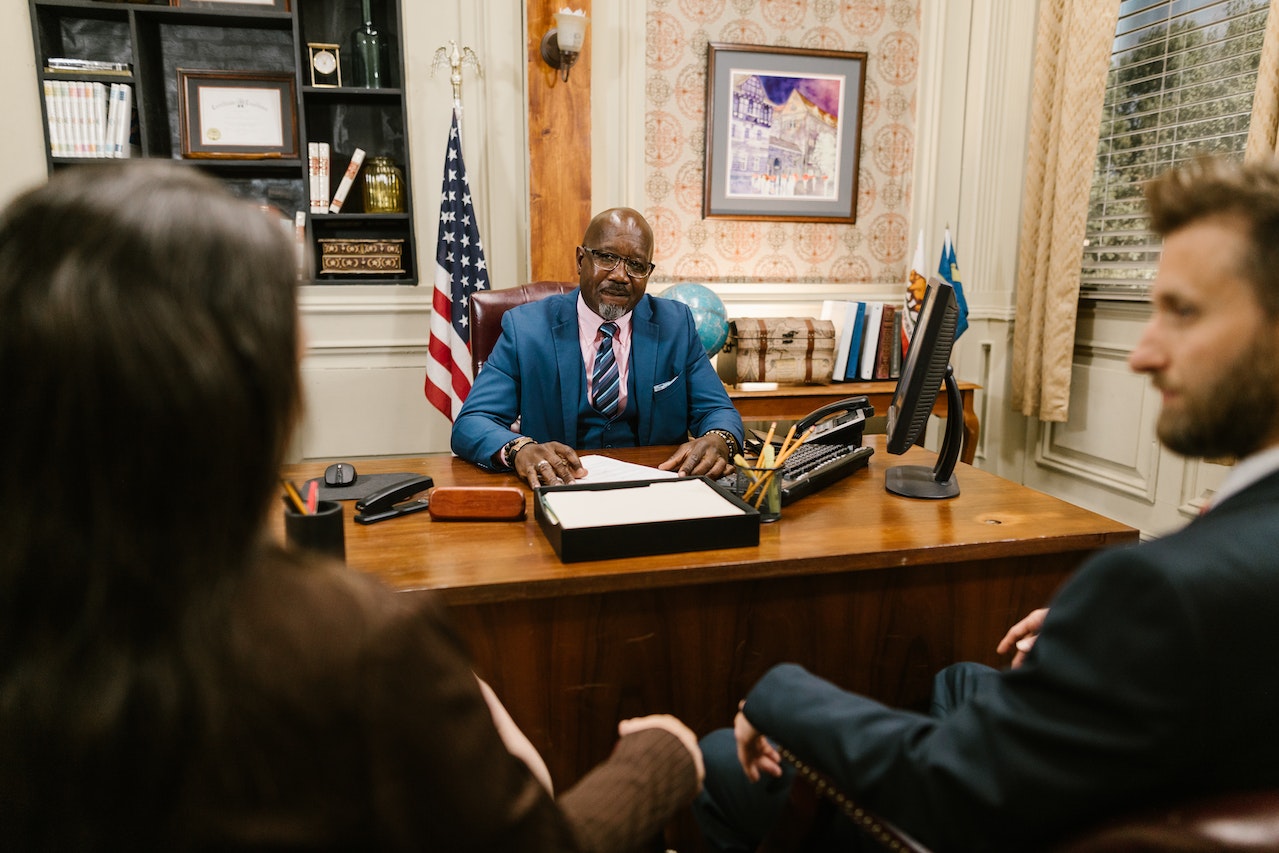 Essential Questions to Ask A Lawyer Before Hiring
