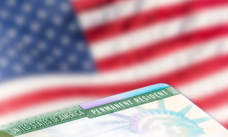 Green Card vs Visa